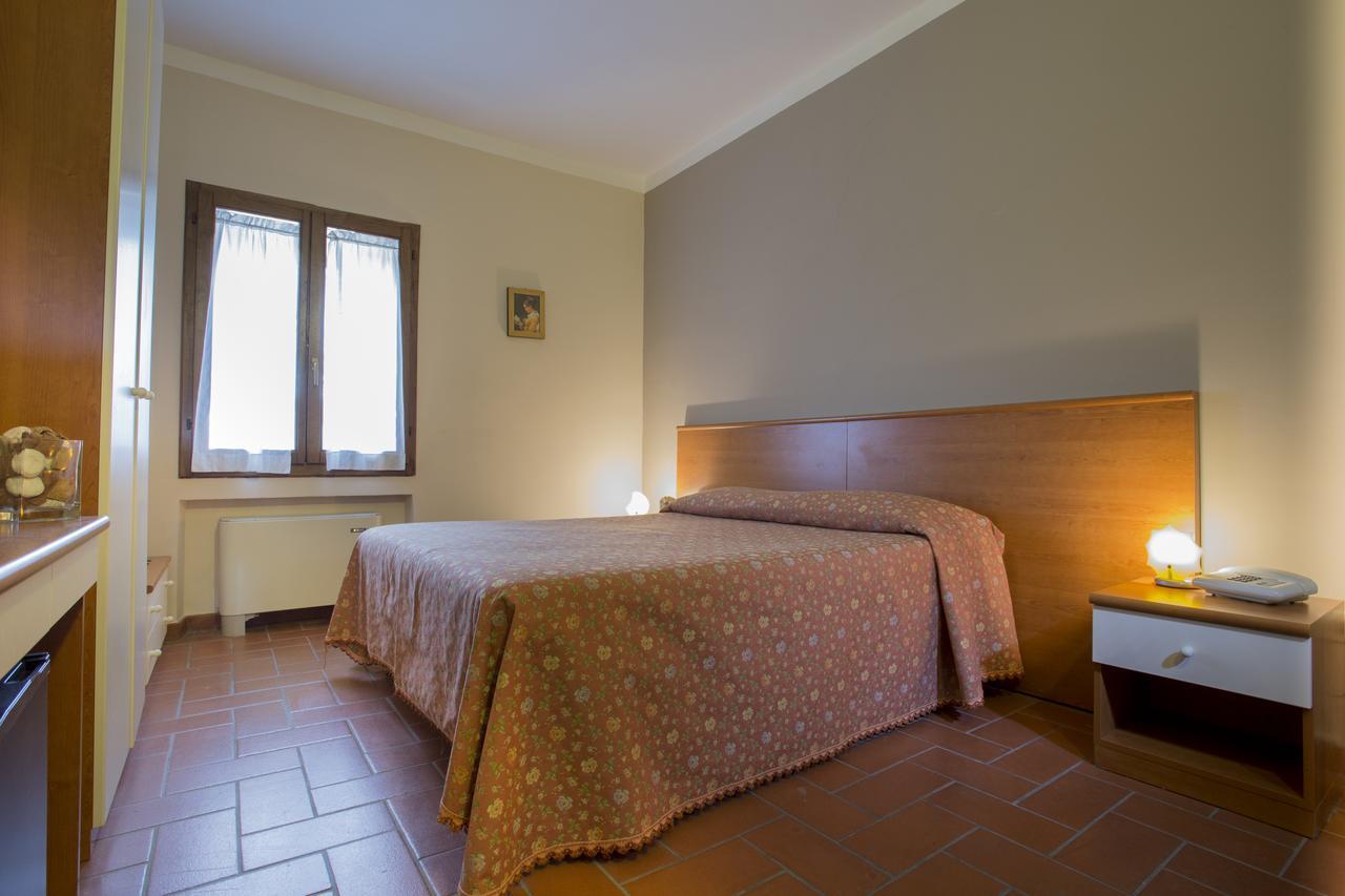 Antico Casale Le Fossate Hotel Giove Eksteriør billede